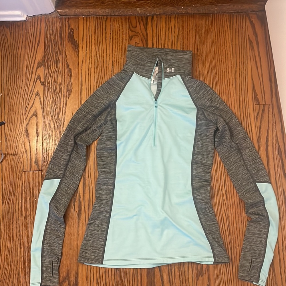 GUC Under Armour 1/3 Zip - Picture 2 of 6